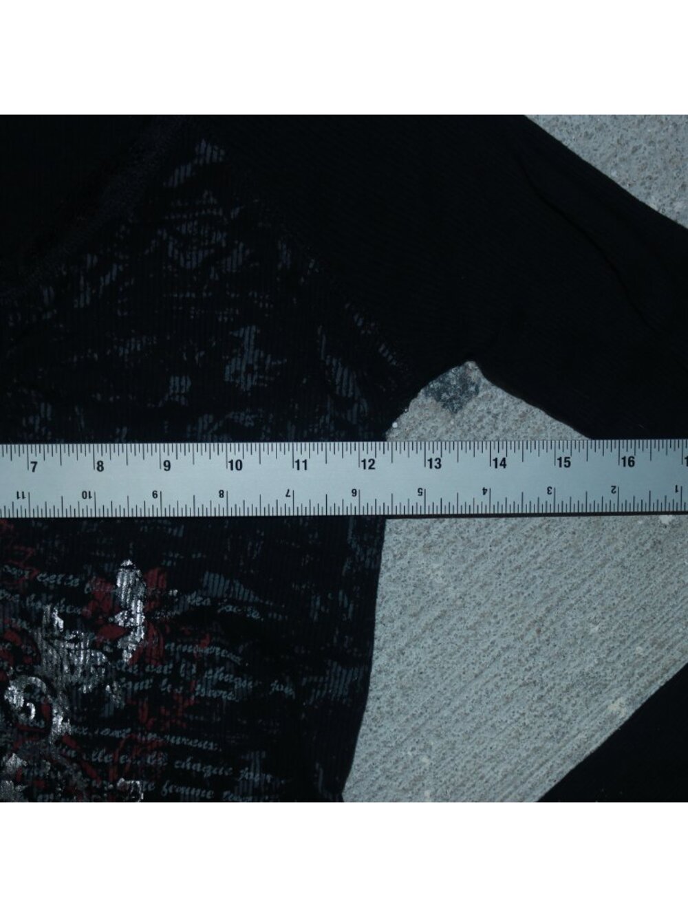Lena Lace Trim Graphic Henley Long Sleeve T-Shirt Black Small - Picture 6 of 7